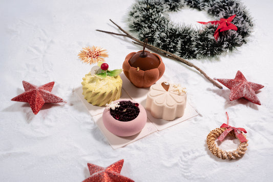 2025 Xmas Special - Festive Petit Gateau